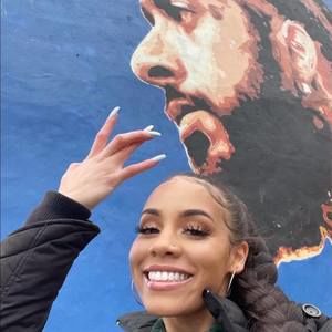 Meet your Posher, Lainny